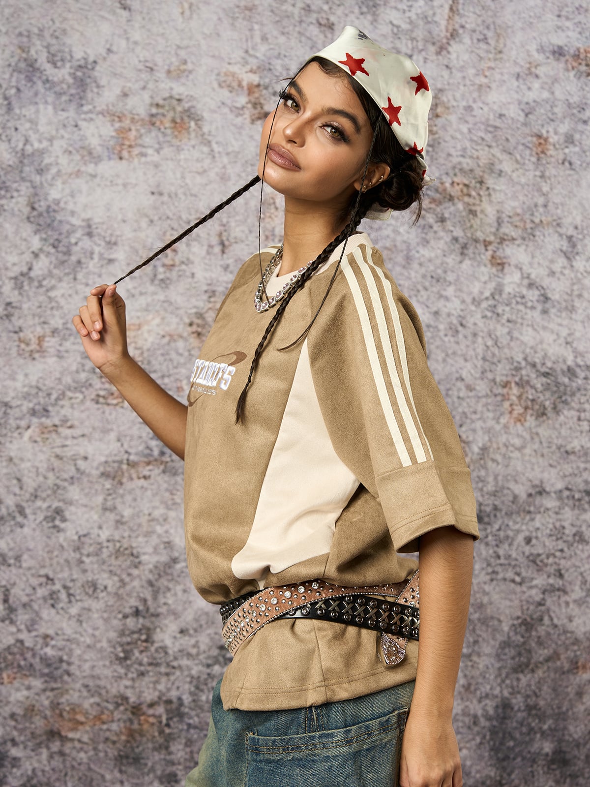 Suede Contrast Color Spliced Letter Embroidery Oversize T-shirt - 2462